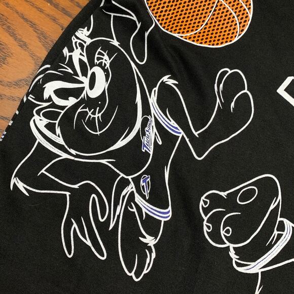 Space Jam Southpole Medium Looney Tunes Sylvester Taz Bugs Bunny Roadrunner GUC - Picture 12 of 12